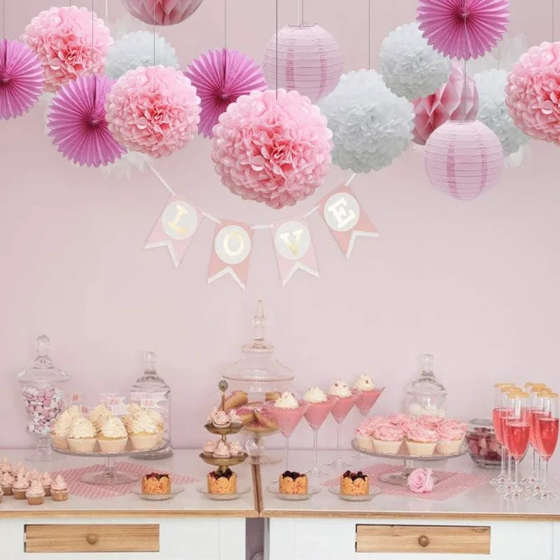 Décorations de fête rose